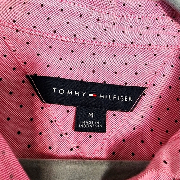 Boy's medium Tommy Hilfiger pink button up shirt - Picture 7 of 10